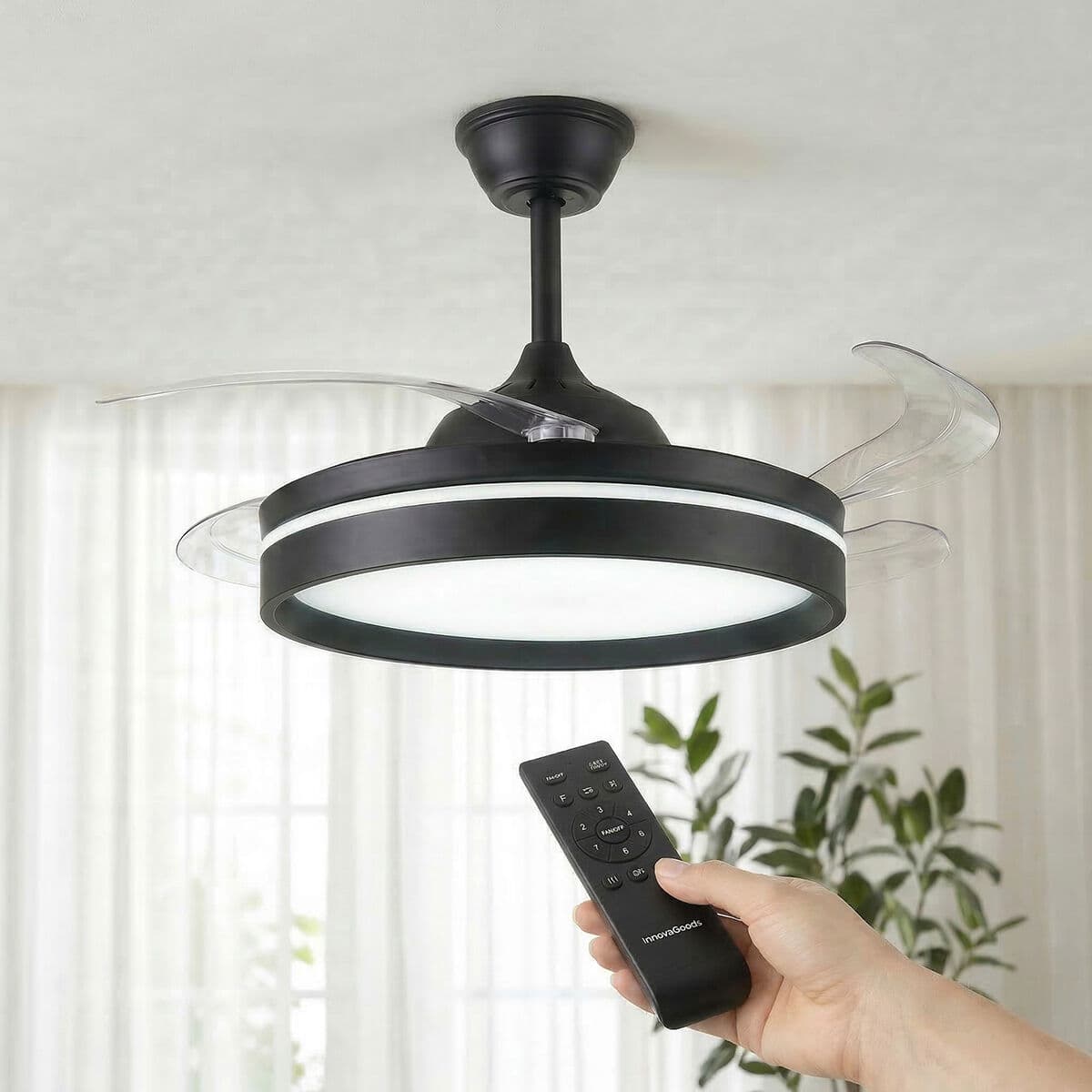 Deckenventilator mit LED-Licht, 4 einziehbaren Flügeln und Fernbedienung InnovaGoods