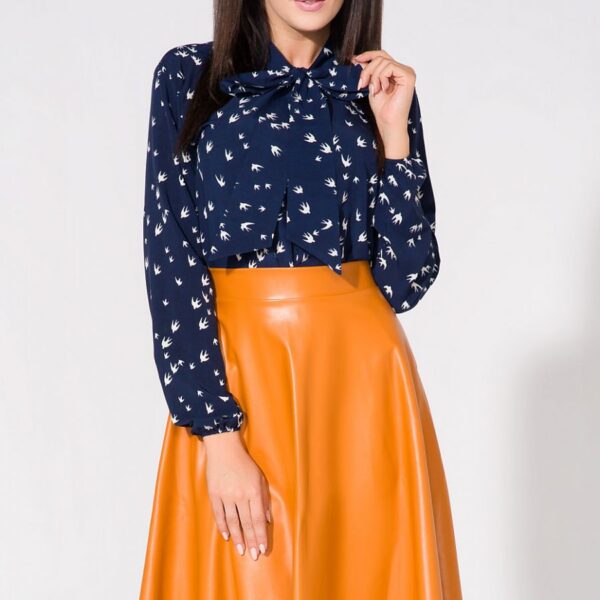 Blouse model 61679 Tessita