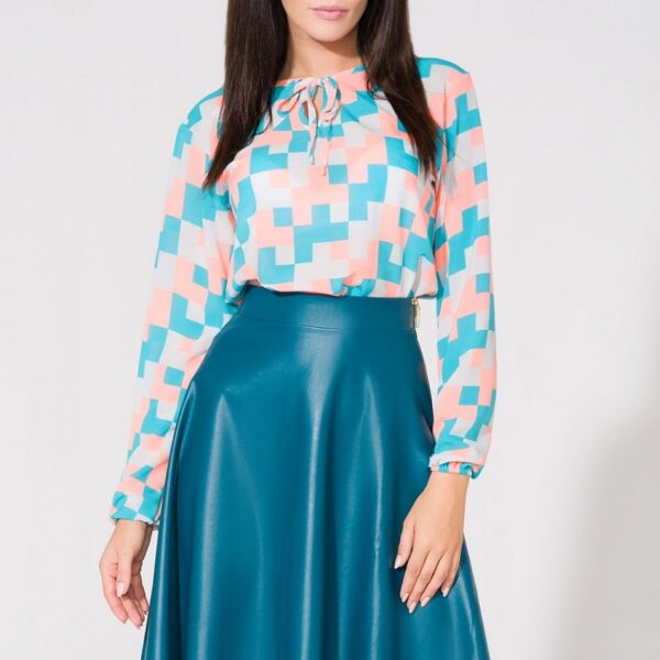 Blouse model 61682 Tessita