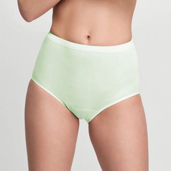 Shorts model 108464 Mewa